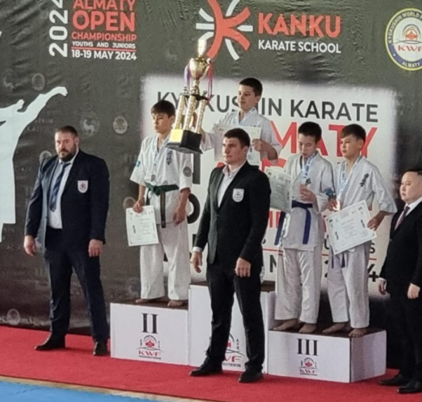 Юрченко Владқа 7В сынып оқушысы ҚР ҚМС атағы берілді